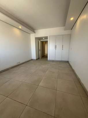 Appartement F5 à louer en Centre ville. image 6