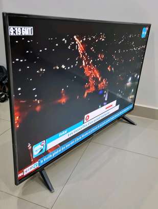LG smart TV 55 pouces 2022 UHD 4k image 1