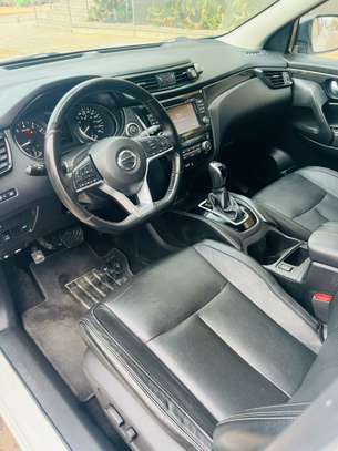 Nissan Qashqai 2017 image 6
