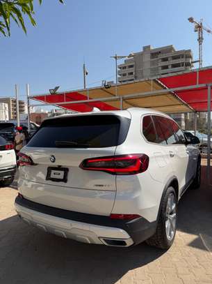 BMW X5 Xdrive 40i 2022 image 9