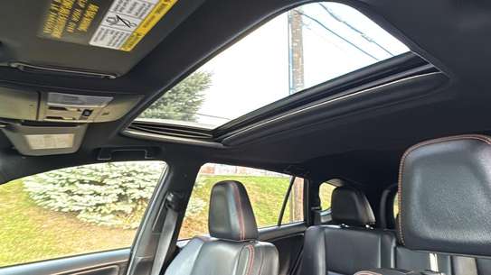 Toyota RAV4 image 13