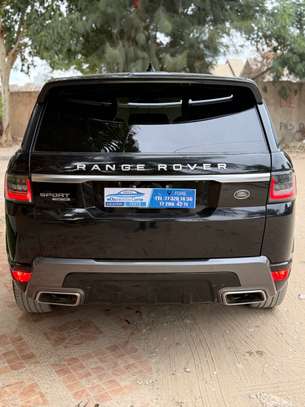 Range Rover sport image 5