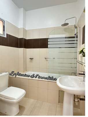 Appartement F4 meublé à louer – En centre-ville image 6