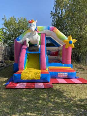 Château gonflable trampoline image 2