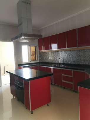 Appartement Grand Standing à louer aux Almadies image 6