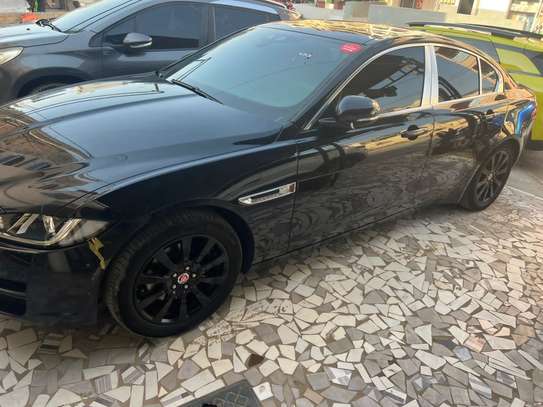JAGUAR 2016 image 2