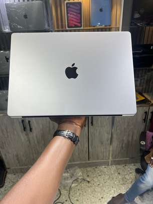 MacBook Pro 16 pouces 2023 M2 Pro image 4