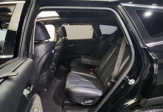 Hyundai Santa Fe 4WD diesel full options image 8