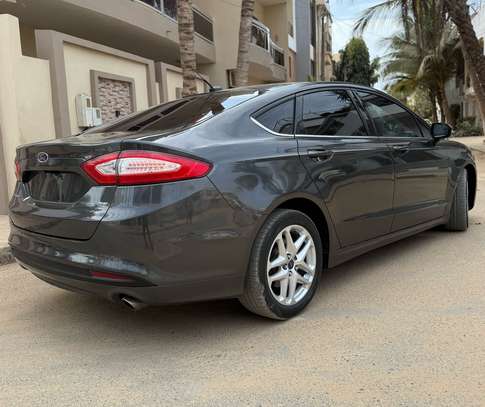 Ford Fusion SE image 1