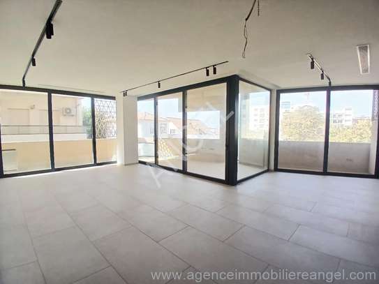 Ref_2811_PL_ Duplex avec jardin  à louer aux Almadies image 2