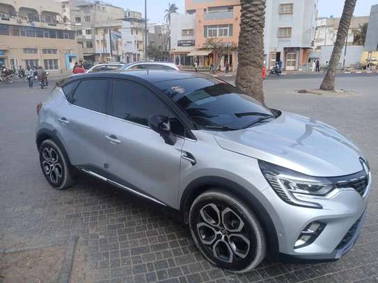 renault captur 2021 image 2