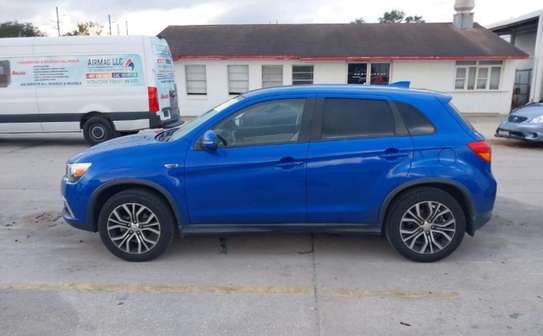 Mitsubishi rvr image 4