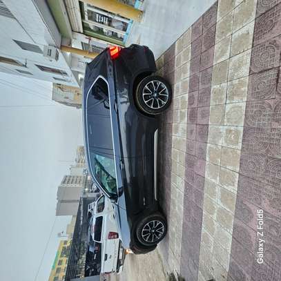 Bmw x5 2017 full option image 8