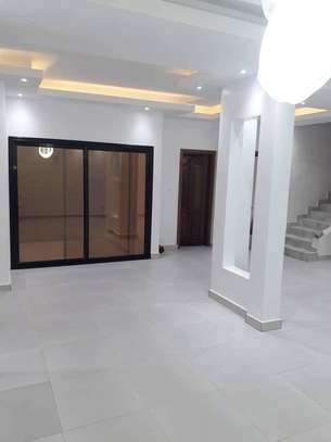 VILLA A LOUER NGOR ALMADIES image 3