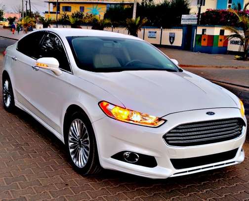 Ford fusion image 8