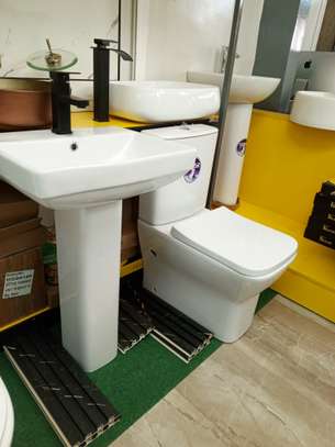 Chaise anglaise et Lavabo image 14