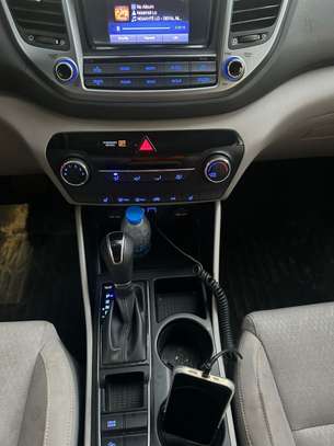 HYUNDAI TUCSON 2016 image 14