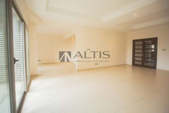APPARTEMENT F4 – RÉSIDENCE MANINO - MERMOZ image 6