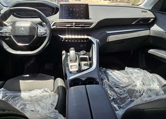 Peugeot 5008 image 7