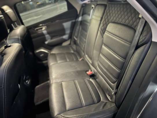 Renault Samsung sm6 image 12