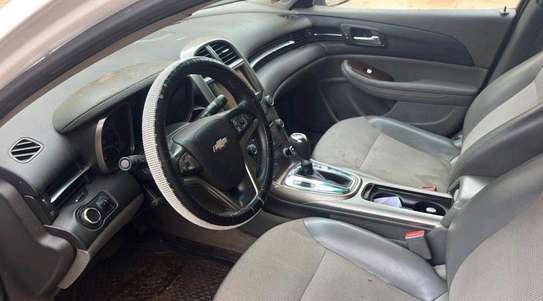 Chevrolet malibu image 2