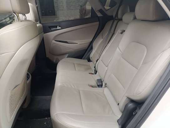 Hyundai Tucson full options image 5