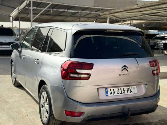 Citroën C4 Picasso 7 places image 11