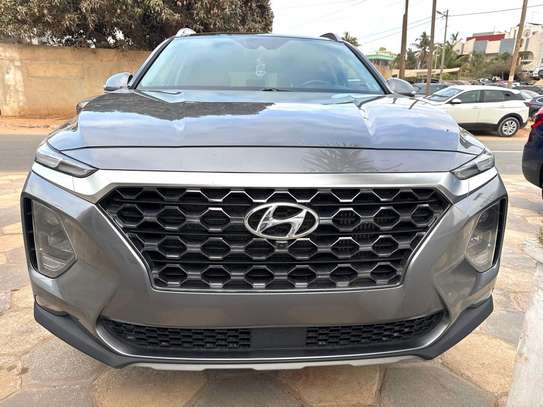 Hyundai Santa Fe Luxury image 9