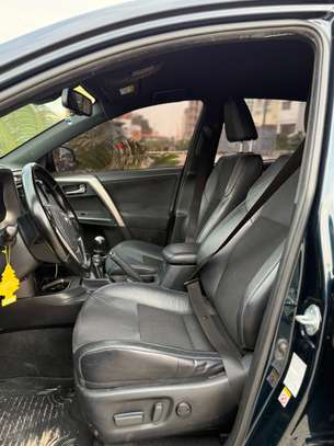 Toyota Rav 4 image 7