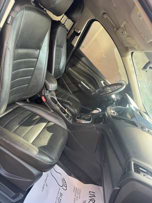 FORD ESCAPE TITANIUM version 4*4 2014 image 10