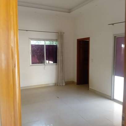 APPARTEMENT A LOUER A MERMOZ image 7
