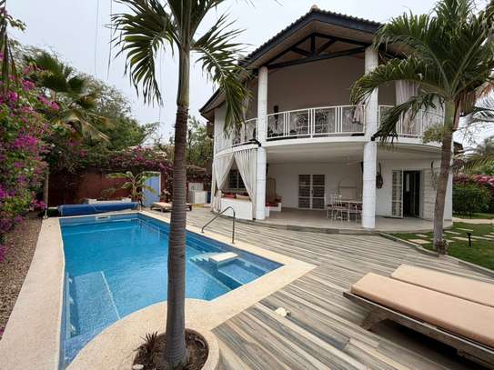 À VENDRE – Villa en résidence bord de mer à Saly image 14
