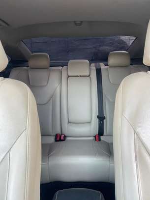 Ford Fusion Titanium 2017 image 8