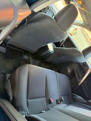 TOYOTA RAV LE image 5