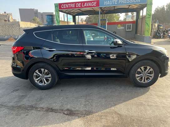Hyundai Santa Fe image 3