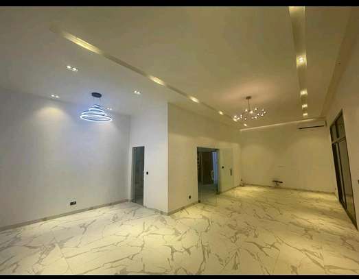 A LOUER UNE VILLA R+2 image 1