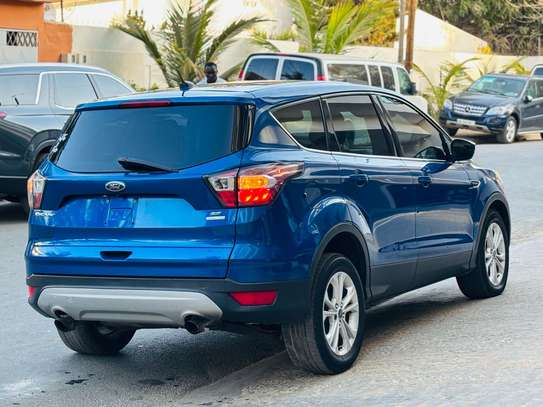 Ford Escape 2017 image 4