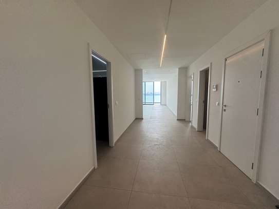 4 chambres salon à louer aux plateau corniche image 9