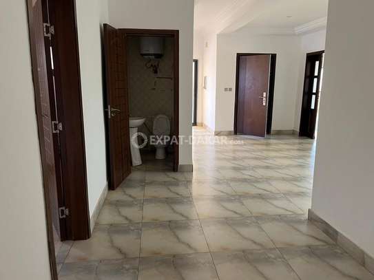 Spacieux appartement aux almadie image 6