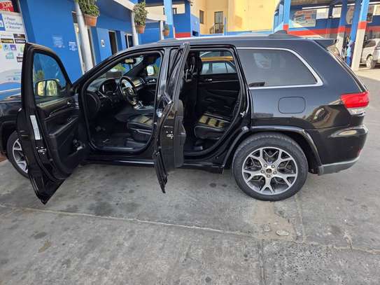 Jeep grand cherokee overland à vendre image 9