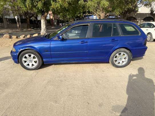 BMW Serie 320D image 6