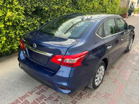 2020 / NISSANE SENTRA VENANT FULL OPTION image 5