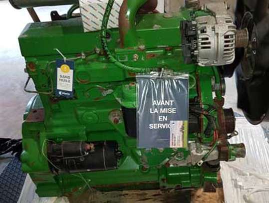 MOTEUR TRACTEUR AGRICOLE JD 4455 MOISONEUSE BATTEUSE 2264 image 2