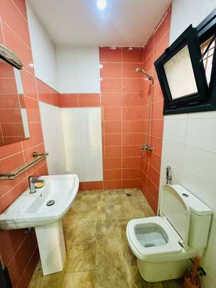 APPARTEMENT F4 À LOUER AU ALMADIES RECASEMENT 1 image 8