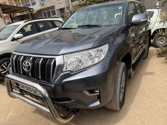 Toyota Prado image 1