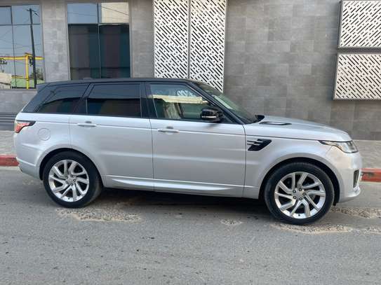 Rang rover sport 2019 image 11