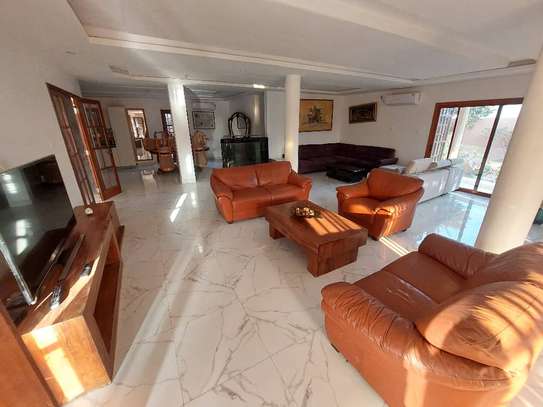 VILLA  À LOUER À NDAYANE image 14