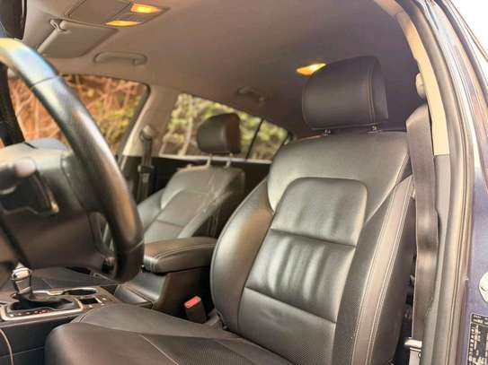 Kia SPORTAGE image 10