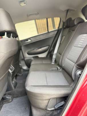 Kia Sportage image 8