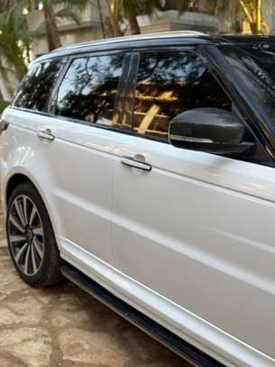 RANGE ROVER SPORT SVR  2016 image 11